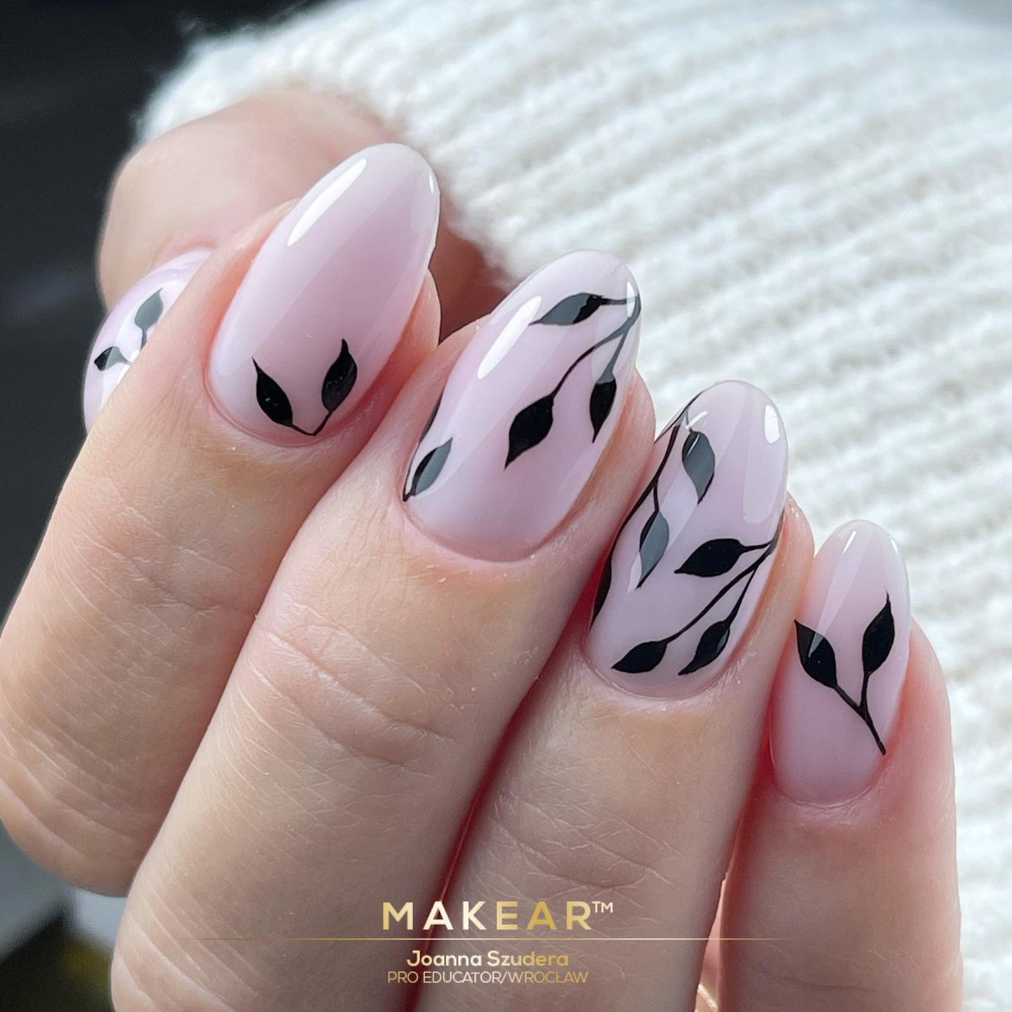 MAKEAR - Nude Rubber Base NRB02 French Pink- 8ml