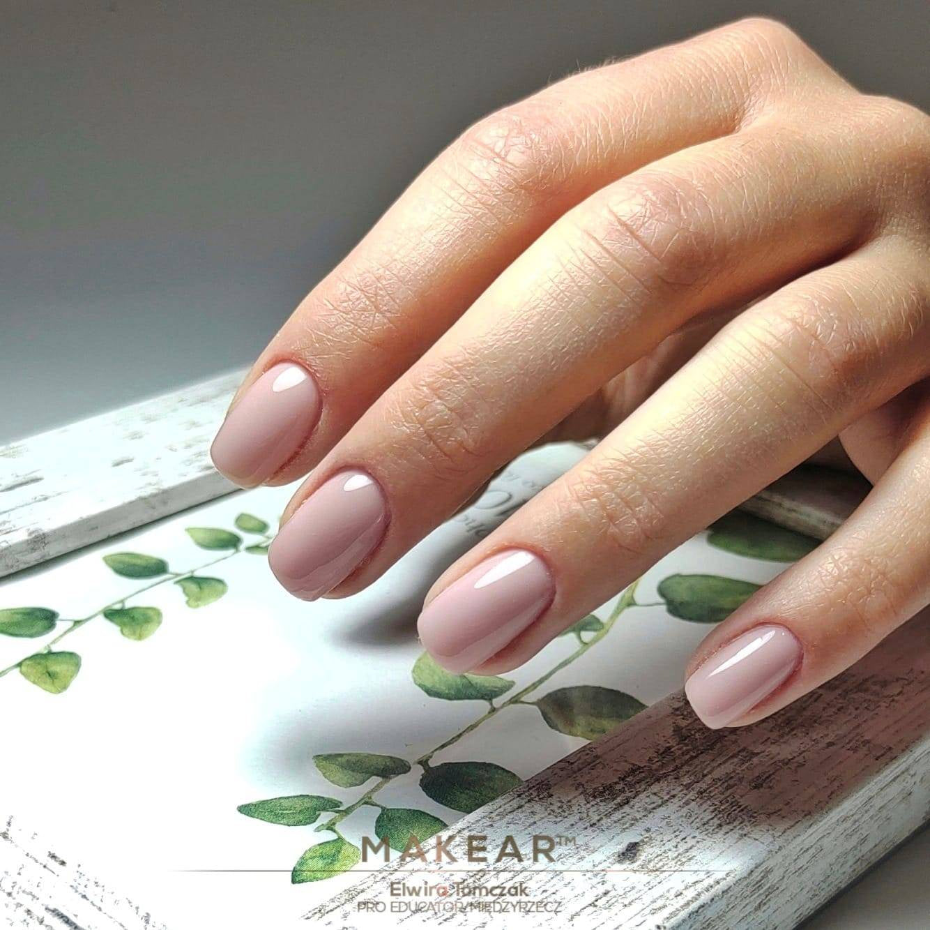 MAKEAR - Nude Rubber Base NRB06 Smoky Beige - 8ml