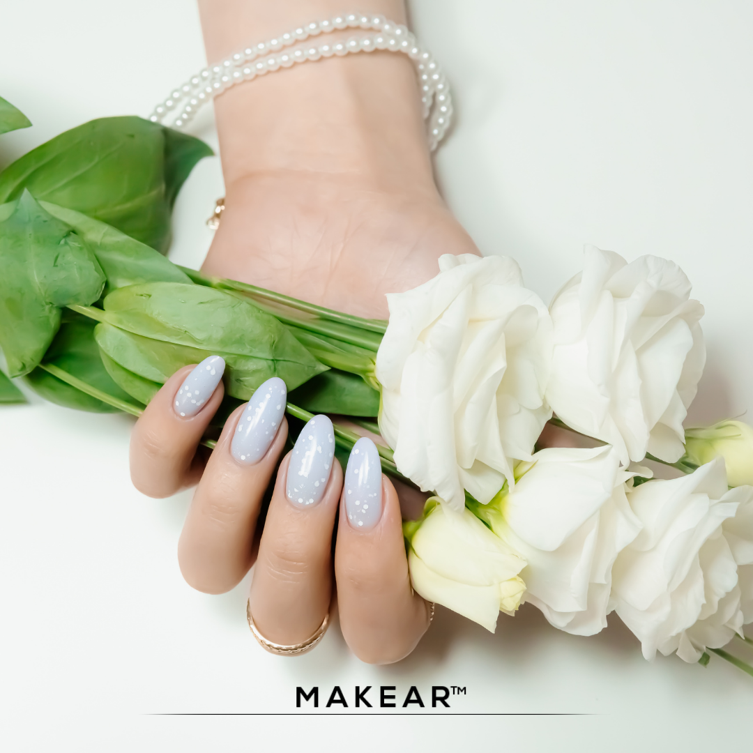 MAKEAR - Top No Wipe Dots White - 8 ml.